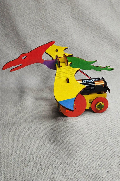 Pterosaurio STEAM | Construcción Mecánica con Alas Móviles