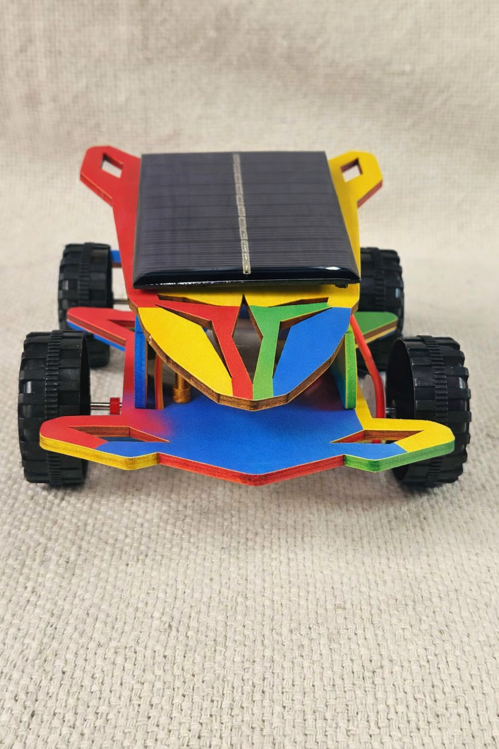 Auto Solar STEAM | Construcción con Energía Solar